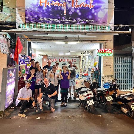9Trip Stay In Soho Residence - 3 Bedrooms Apartment In District 1, Next To Bui Vien Walking Street - Free Saigon Nightlife Walking Tour โฮจิมินห์ซิตี้ ภายนอก รูปภาพ