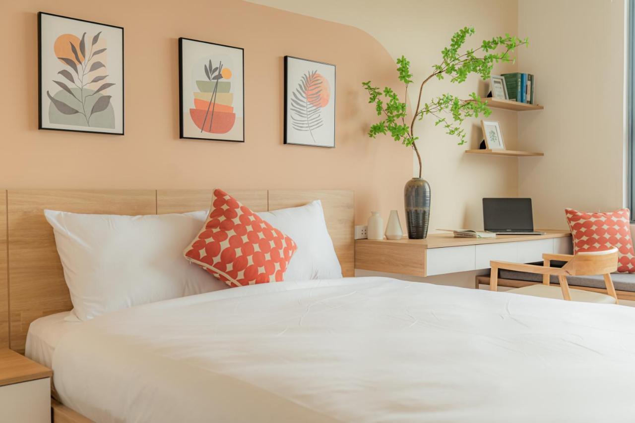 9Trip Stay In Soho Residence - 3 Bedrooms Apartment In District 1, Next To Bui Vien Walking Street - Free Saigon Nightlife Walking Tour โฮจิมินห์ซิตี้ ภายนอก รูปภาพ