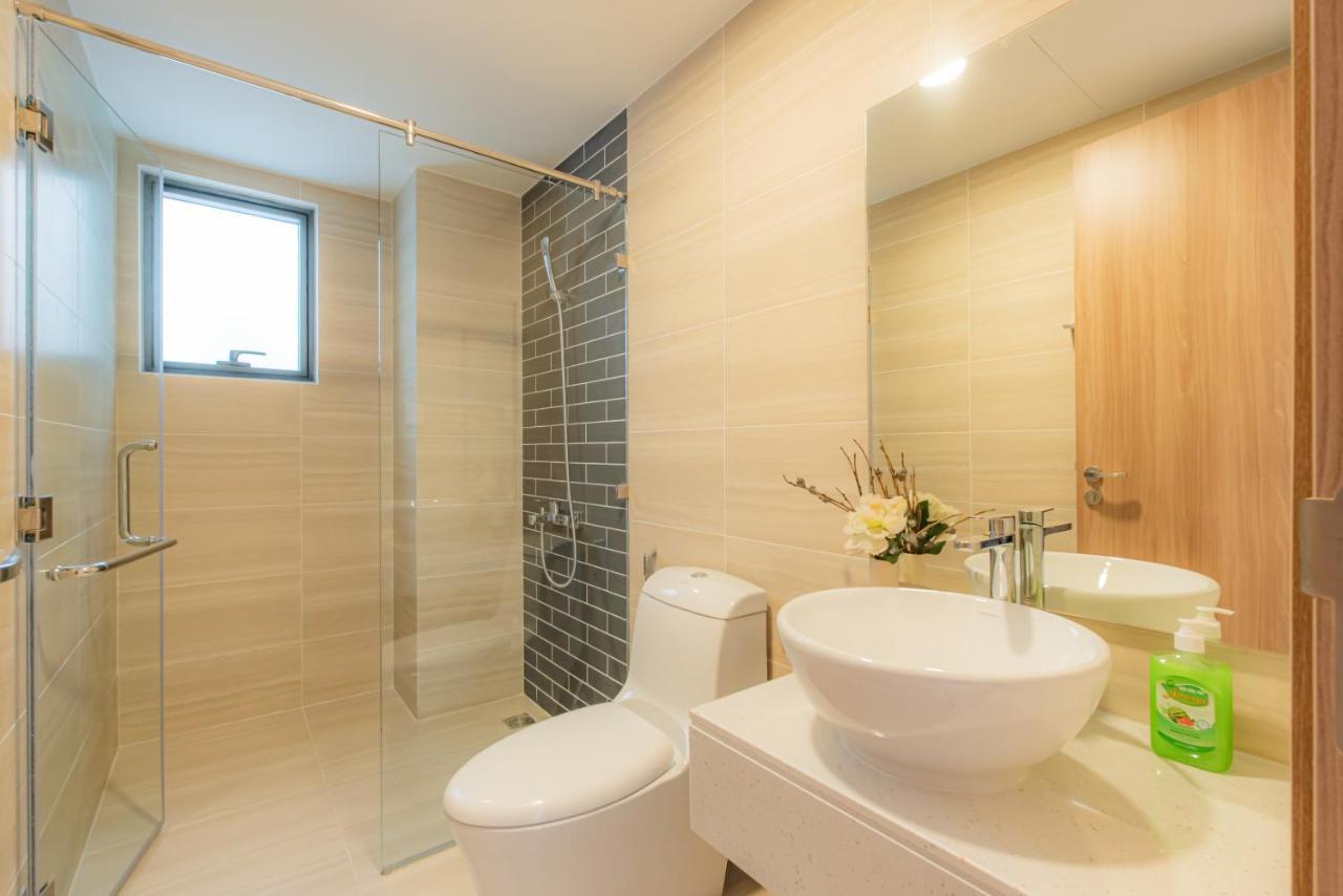 9Trip Stay In Soho Residence - 3 Bedrooms Apartment In District 1, Next To Bui Vien Walking Street - Free Saigon Nightlife Walking Tour โฮจิมินห์ซิตี้ ภายนอก รูปภาพ
