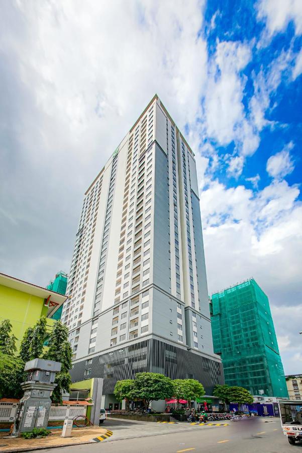 9Trip Stay In Soho Residence - 3 Bedrooms Apartment In District 1, Next To Bui Vien Walking Street - Free Saigon Nightlife Walking Tour โฮจิมินห์ซิตี้ ภายนอก รูปภาพ