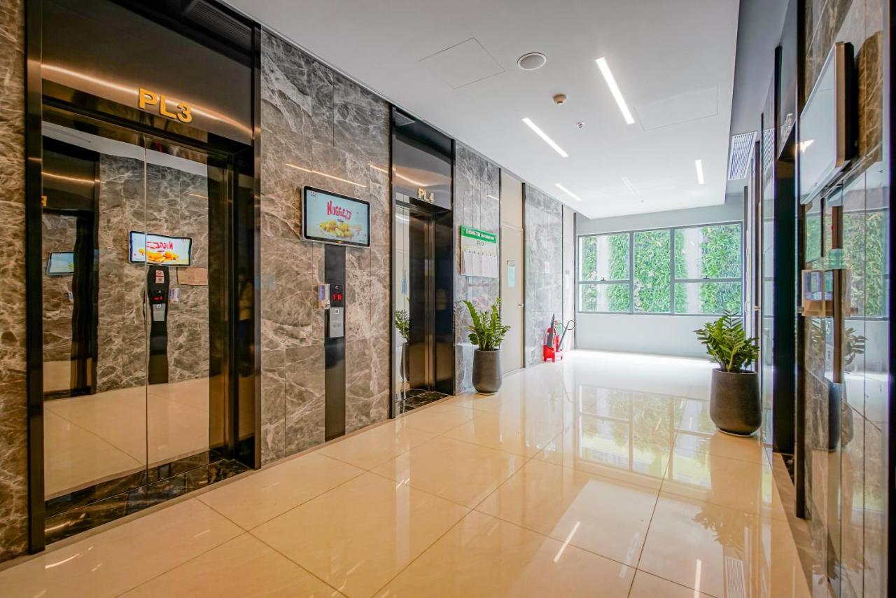 9Trip Stay In Soho Residence - 3 Bedrooms Apartment In District 1, Next To Bui Vien Walking Street - Free Saigon Nightlife Walking Tour โฮจิมินห์ซิตี้ ภายนอก รูปภาพ