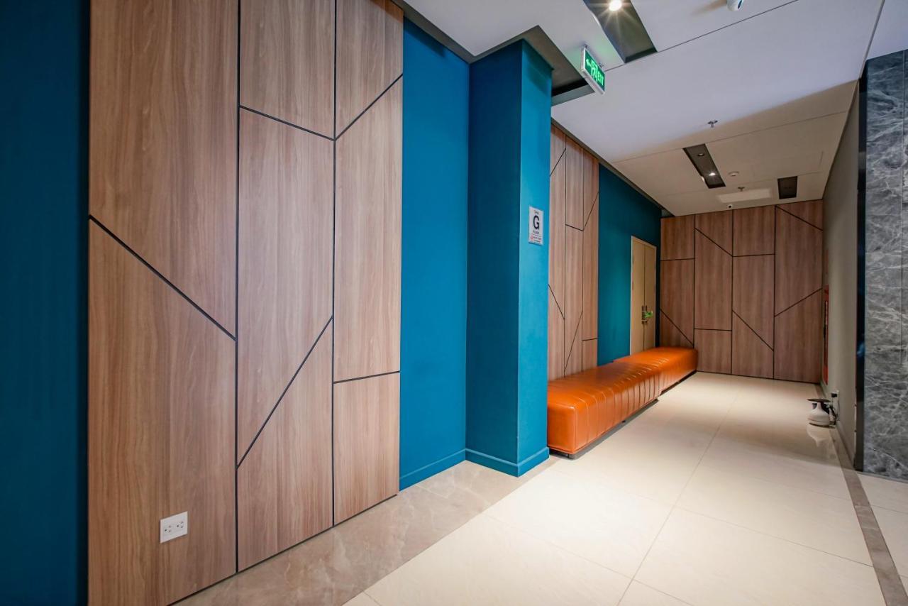 9Trip Stay In Soho Residence - 3 Bedrooms Apartment In District 1, Next To Bui Vien Walking Street - Free Saigon Nightlife Walking Tour โฮจิมินห์ซิตี้ ภายนอก รูปภาพ